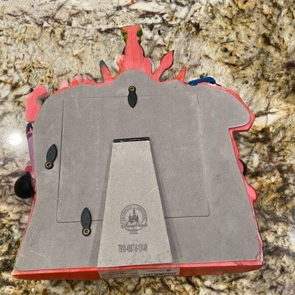 DISNEY 3D picture frame‎ - Picture 4 of 6